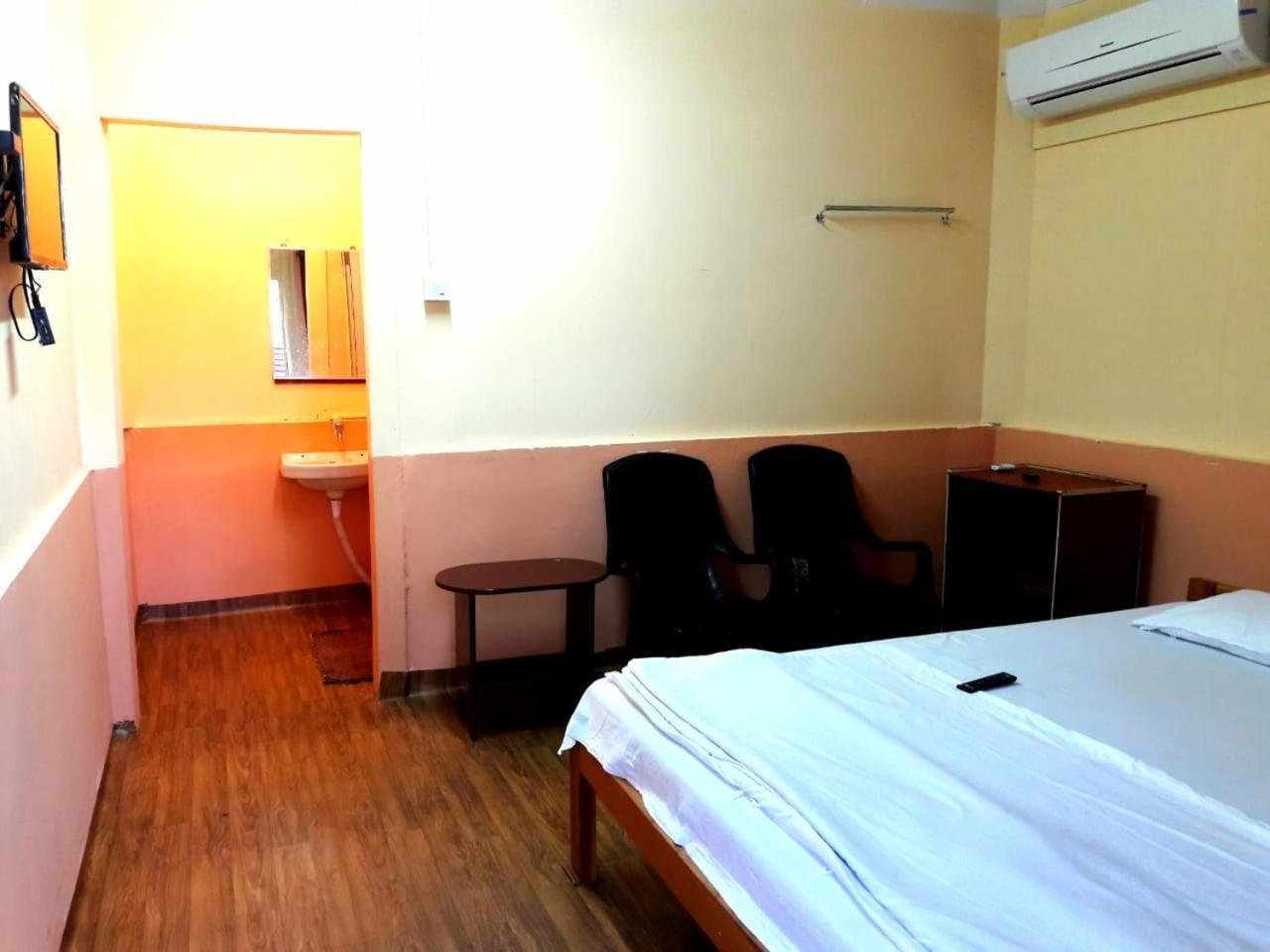 วันเดอร์แลนด์ บีช รีสอร์ต Hotel Govind Nagar ภายนอก รูปภาพ